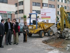 El subdelegado del Gobierno visita las obras de Plan «E» que se acometen en Laguna de Duero, Boecillo y Viana de Cega