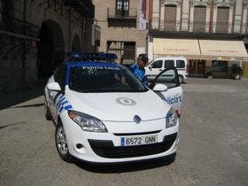 Presentado el nuevo coche de la Policía Local