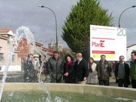 El subdelegado Vadillo inaugura obras del «Plan E» en tres municipios y anuncia que Bobadilla y Velascálvaro son los primeros pueblos de la provincia que ya tienen aprobados los proyectos del «Nuevo Plan»