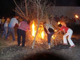 Varios pueblos de la zona de Medina celebraron la noche de San Juan