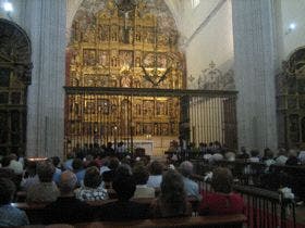 Cientos de medinenses despidieron hoy al fotógrafo Mariano Alvarez, fallecido en la mañana de ayer