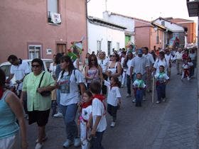 Tordesillas inicia sus fiestas oyendo «El Reloj suelto» y corriendo «los Faroles»