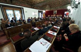 El libro «600 años de procesiones penitenciales en Medina del Campo” fue presentado en la Diputación de Valladolid