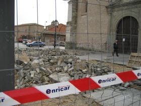 Comienza la adecuación del entorno de la iglesia de Santiago para las «Edades del Hombre»