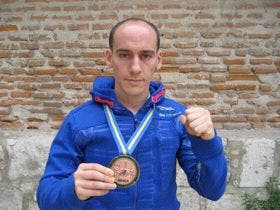 Roberto Corona, medalla de bronce en el Campeonato del Mundo de Kickboxing en la modalidad de SemiContact