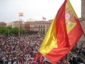 Medina del Campo se echó a la calle para decir «NO» a la destrucción de empleo