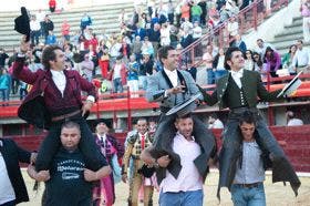 Diego Ventura consigue tres orejas en la plaza de toros de Medina del Campo