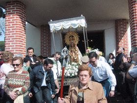 Pedrajas de San Esteban: Miles de personas afligidas en Sacedón por el robo de la corona de la virgen