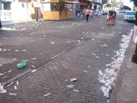 Medina del Campo recoge toneladas de basura tras las grandes concentraciones del primer día de fiestas