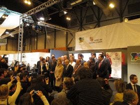 Medina, presente en las presentaciones de la Ruta del Vino de Rueda y de Huellas de Teresa de Jesús en FITUR