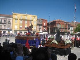 Medina del Campo: Miles de personas, en la Procesión del Encuentro