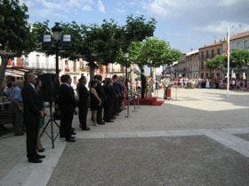 Nava del Rey: El viento obligó a suspender algunos actos del homenaje a la Bandera