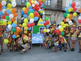 «Up» y «Beodus», ganadores de la carrera de Autos Locos