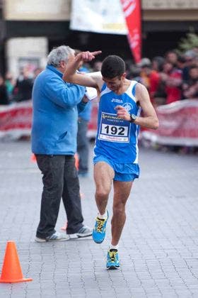 Borja Hernaz y Reyes Gutiérrez, vencedores en la XXXII Media Maratón de Medina del Campo