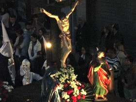 Medina del Campo, un museo renacentista al aire libre durante la Procesión del Silencio