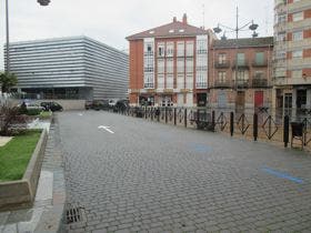 La Plaza Segovia estrena su nueva apertura al tráfico