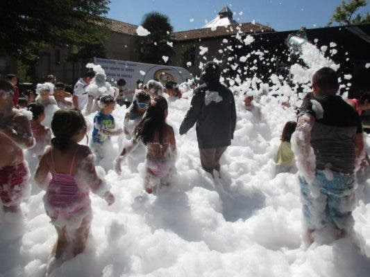 El correcalles de fuego y actividades infantiles para el lunes de San Antolín