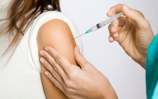 La campaña de vacunación frente a la gripe revela un aumento del 26 % en mujeres embarazadas