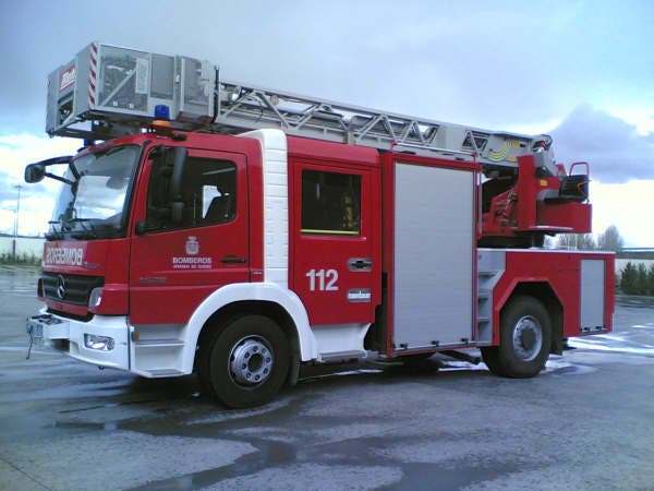 Dos afectados por humo tras el incendio de una vivienda en Villa del Prado en Valladolid