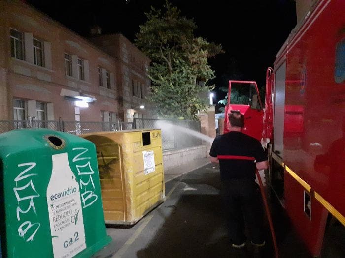 El Ayuntamiento de Medina del Campo realiza labores especiales de desinfección y limpieza viaria