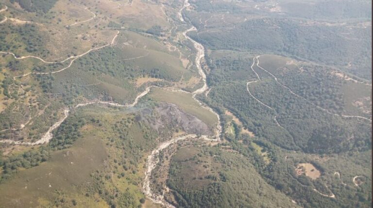 Baja a nivel 0 el incendio forestal de Candeleda en Ávila