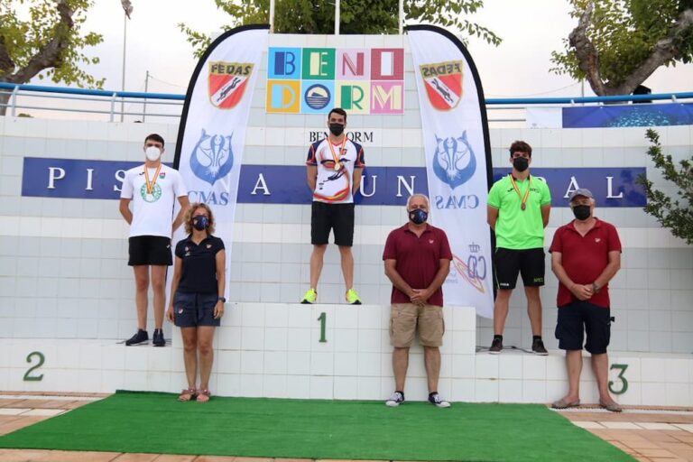 El nadador José Antonio Alonso Téllez se proclama Campeón de España en 100 y 200 metros aletas