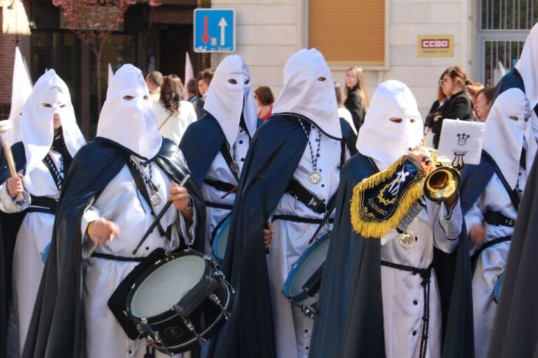 Presentado el programa del XXXV Encuentro Nacional de Cofradías en Medina del Campo