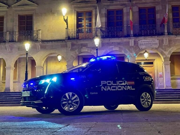 La Policía Nacional detiene a dos menores por agresión en un centro educativo de Burgos