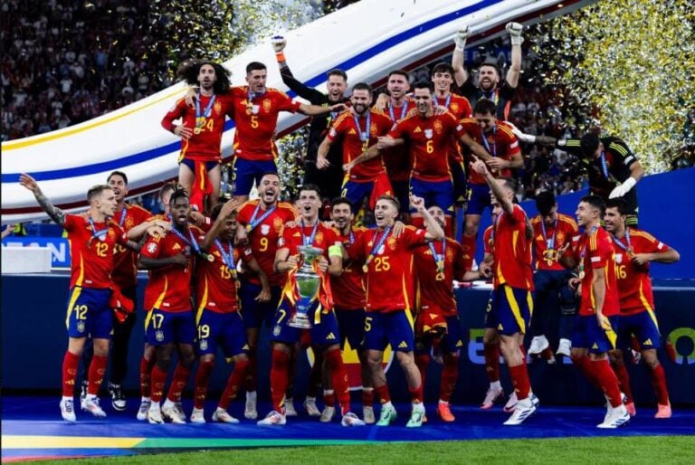 España hace historia al ganar su cuarta Eurocopa