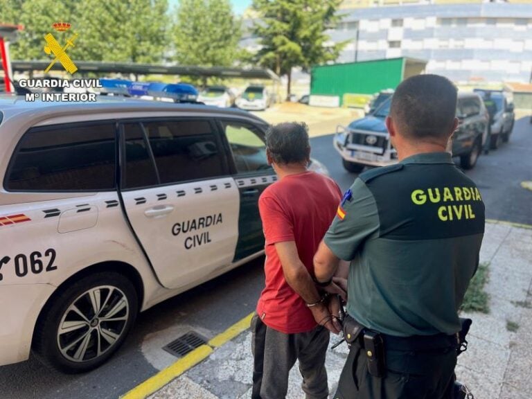 La Guardia Civil esclarece el robo en la iglesia Santo Domingo de Arévalo