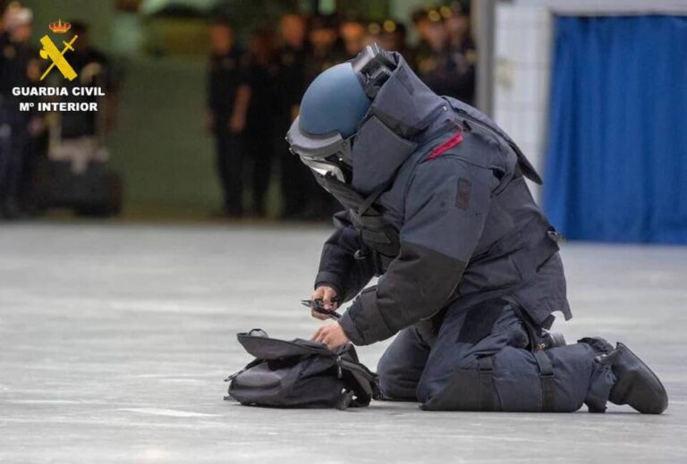 La Guardia Civil interviene en el hallazgo de artefactos explosivos en Ávila