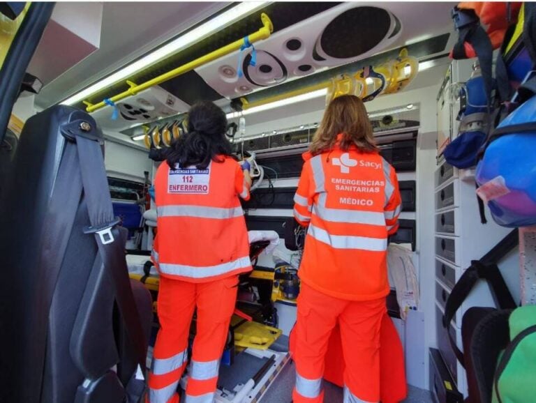 Muere un trabajador en La Mudarra, Valladolid, tras caerle encima tubos de gran tamaño