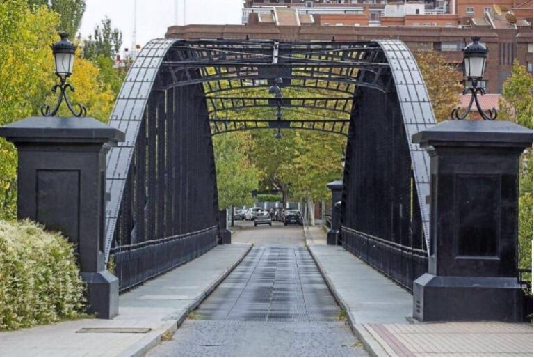 El Puente Colgante de Valladolid, declarado BIC