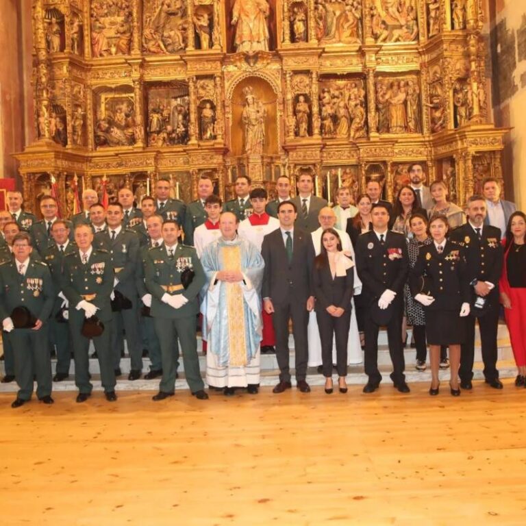 Medina del Campo celebra la Fiesta Nacional y rinde homenaje a la patrona de la Guardia Civil