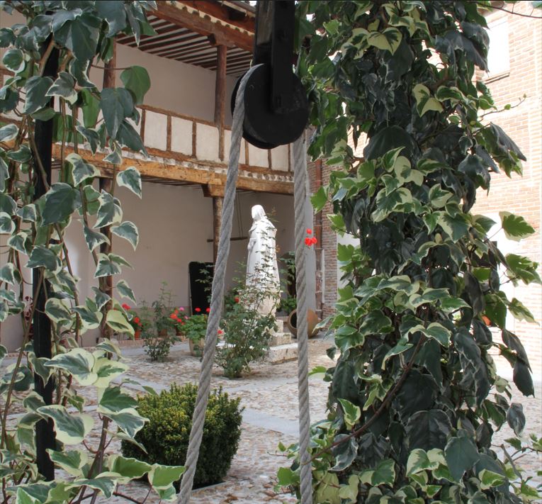 Medina del Campo ofrece diversas actividades para explorar el legado de Santa Teresa