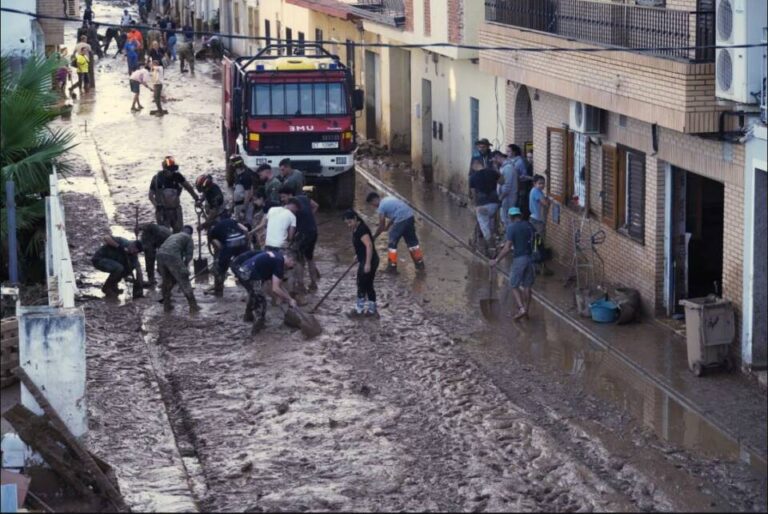 Castilla y León habilita un número de teléfono de ayuda para afectados por la DANA